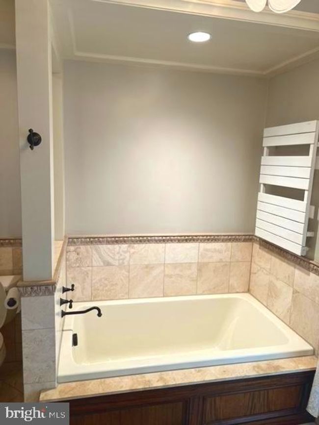 8820 Burning Tree Rd, House other with 6 bedrooms, 7 bathrooms and null parking in BETHESDA MD | Image 36