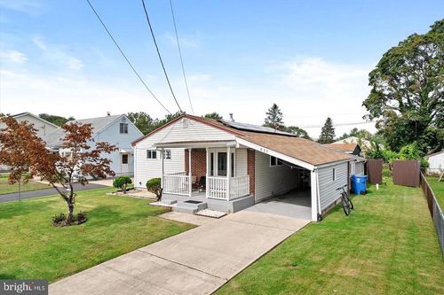 617 Smith Ln, MOUNT HOLLY, NJ, 08060-1036 | Card Image