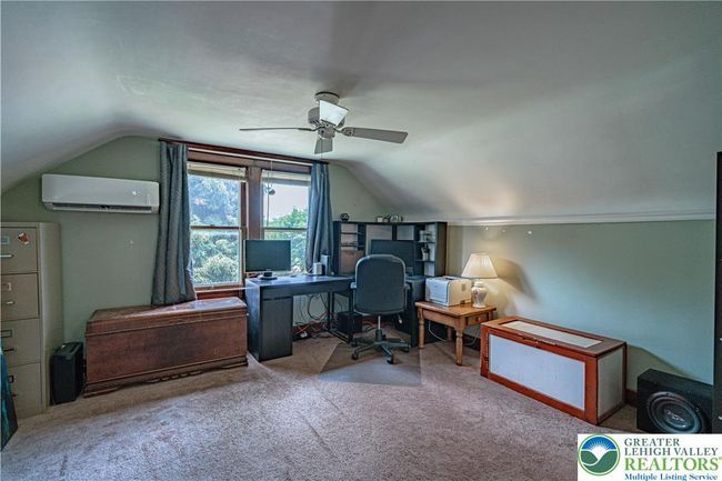 636 School Rd, House other with 2 bedrooms, 1 bathrooms and null parking in Nazareth PA | Image 29