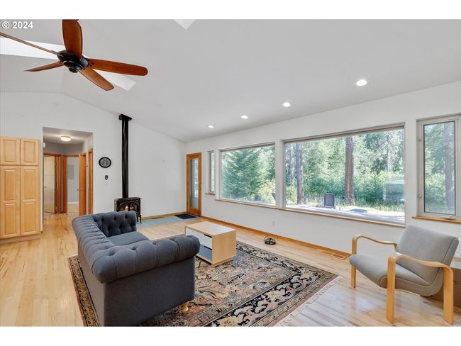Living Room-Fireplace | Image 14