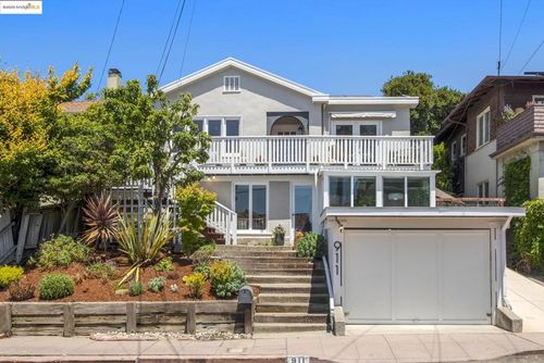 911 San Benito Rd, Berkeley, CA, 94707-2436 | Card Image