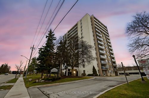 1002-81 Millside Dr, Milton, ON, L9T3X4 | Card Image