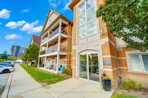 202-124 Aspen Springs Dr, Bowmanville, ON, L1C0G8 | Card Image