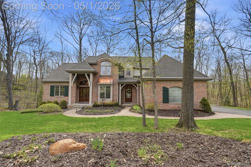 9028 Green Hickory Ln, Fenton, MI, 48430-9288 | Card Image