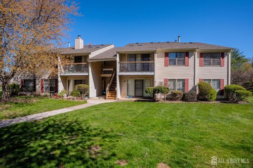 88 Crabapple Ln, Franklin Park, NJ, 08823-1418 | Card Image