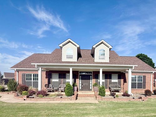 64 Jessie Cv, Atoka, TN, 38004-7572 | Card Image