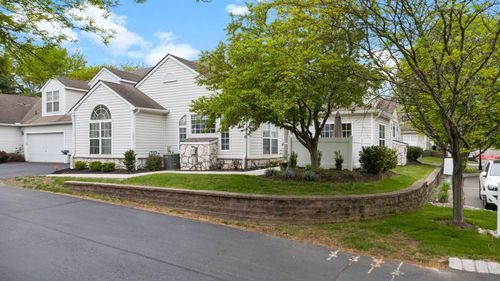 121 Traditions Way, LAWRENCEVILLE, NJ, 08648 | Card Image