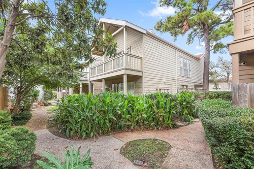 apt-244-2100 Tanglewilde St, Houston, TX, 77063-1211 | Card Image