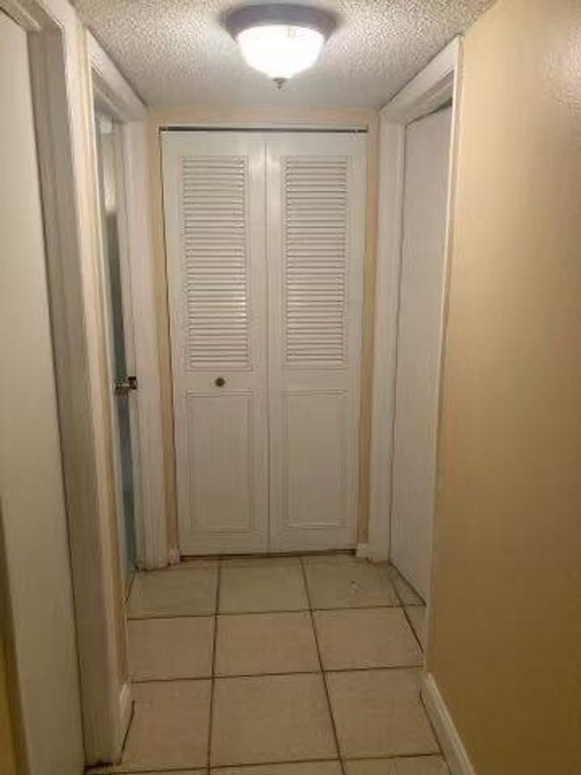 APT-322 - 8025 Sw 107 Th Ave, Condo with 2 bedrooms, 2 bathrooms and null parking in Miami FL | Image 12