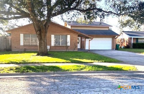 4615 Camellia St, Victoria, TX, 77904-2129 | Card Image