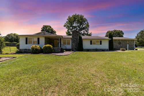 7430 Forney Hill Rd, Denver, NC, 28037-7407 | Card Image