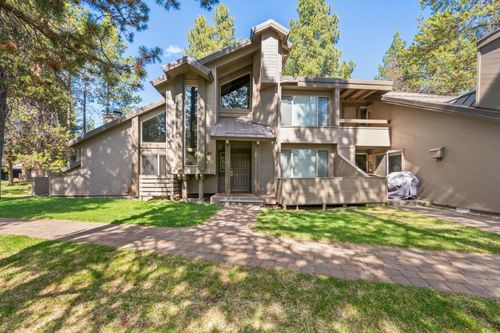 57018 Tennis Village Ln, Sunriver, OR, 97707-1858 | Card Image