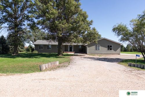 1019 R Road, York, NE, 68467 | Card Image