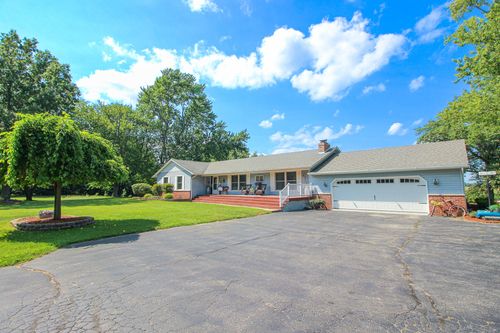 3530 W 900 N, Wheatfield, IN, 46392-8400 | Card Image