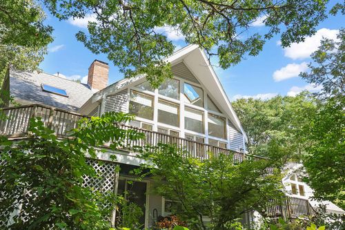 821 W Falmouth Highway, Falmouth, MA, 02540 | Card Image