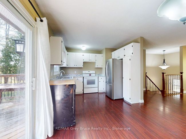 062706 Sunny Valley Rd, House other with 4 bedrooms, 2 bathrooms and 8 parking in Georgian Bluffs ON | Image 16