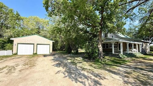 1712 Dawson Rd, Lorette, MB, R5K0T5 | Card Image