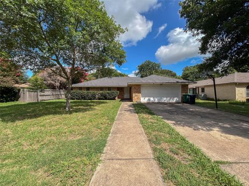 1425 E Windsor Dr, Denton, TX, 76209-1287 | Card Image