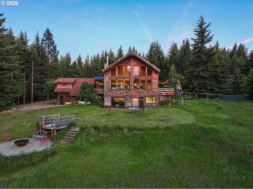 99 Tunnel Rd, White Salmon, WA, 98672-8524 | Card Image