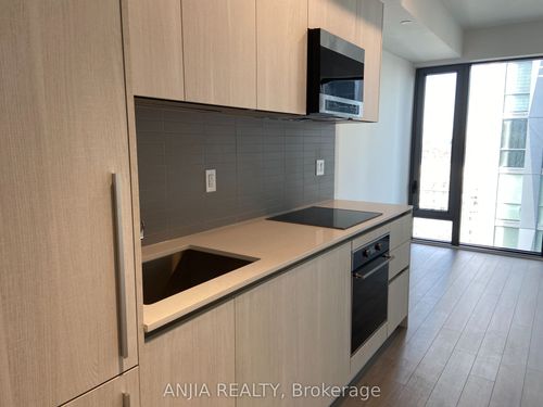 2001-8 Cumberland St, Toronto, ON, M4W0B6 | Card Image