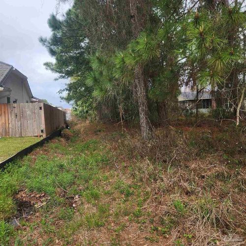 3212 Duke Dr, Gulf Breeze, FL, 32563-4945 | Card Image