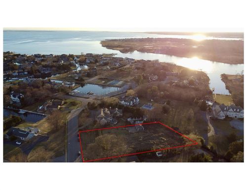 34 The Helm, East Islip, NY, 11730-2916 | Card Image