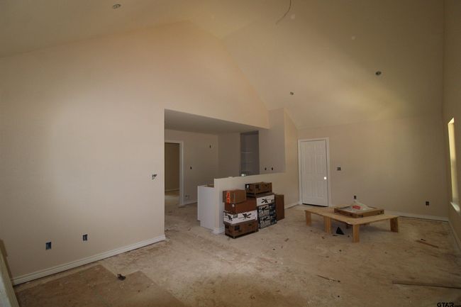 16966 Deer Run Rd, House other with 2 bedrooms, 1 bathrooms and null parking in Flint TX | Image 11