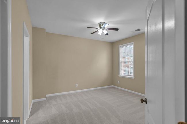 19430 Newton Pass Sq, Townhouse with 2 bedrooms, 2 bathrooms and null parking in LEESBURG VA | Image 16