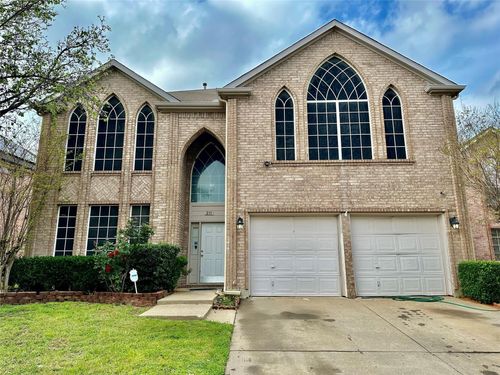 211 Nutmeg Ln, Euless, TX, 76039-7963 | Card Image