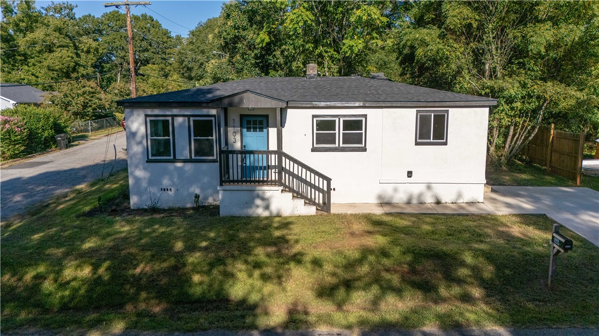 1103 Scott Dr, For Sale in Anderson - eXp Realty