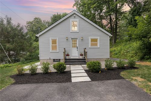 382 Fisher Circle Road W, Victor, NY, 14564 | Card Image