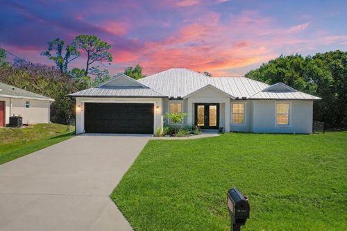 5302 Seagrape Dr, Fort Pierce, FL, 34982-7402 | Card Image