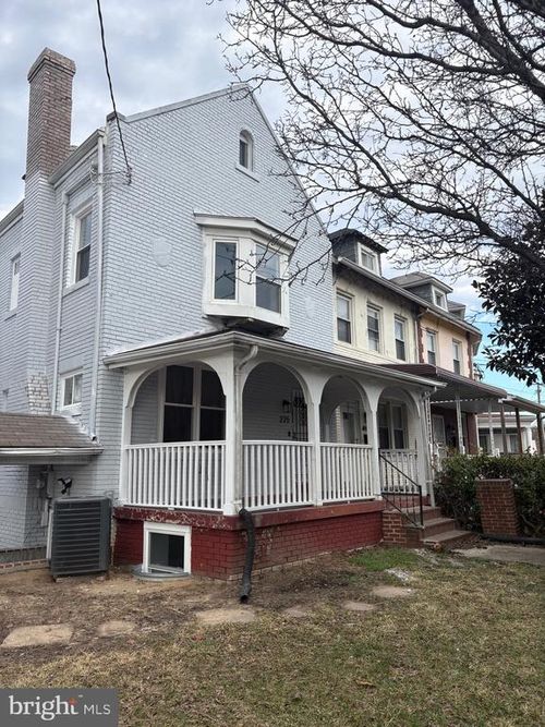 225 Missouri Ave Nw, WASHINGTON, DC, 20011-5218 | Card Image