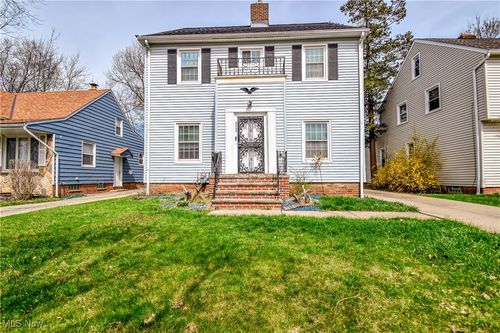 3733 E Antisdale Rd, South Euclid, OH, 44118-2327 | Card Image