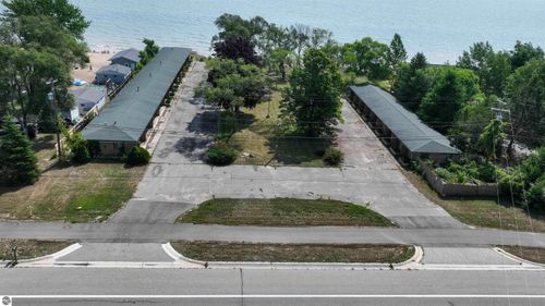 3510 N Us Highway 23, Oscoda, MI, 48750-9590 | Card Image
