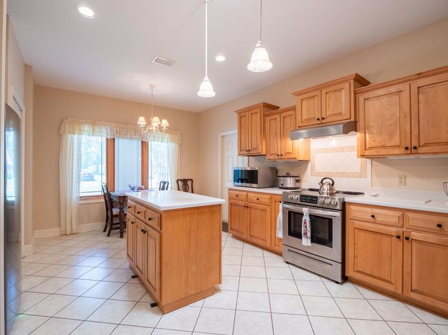 10262 Wildwood Cir, House other with 3 bedrooms, 2 bathrooms and null parking in Live Oak FL | Image 19