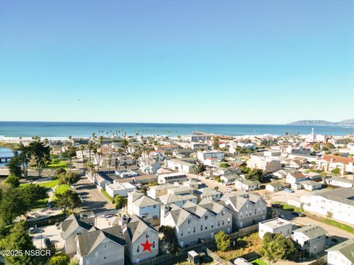 372 Park View Ave, Grover Beach, CA, 93433-1252 | Card Image
