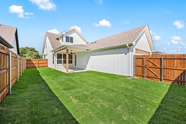 207 W 7 Th St, House other with 4 bedrooms, 3 bathrooms and null parking in Justin TX | Image 38