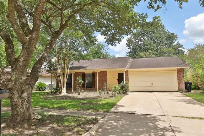 3903 Coltwood Dr, House other with 3 bedrooms, 2 bathrooms and 2 parking in Spring TX | Image 4