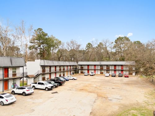 429 Johnson St, Longview, TX, 75602-4261 | Card Image