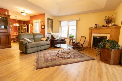 1425 Fairview Ln, Little Falls, MN, 56345-4573 | Card Image