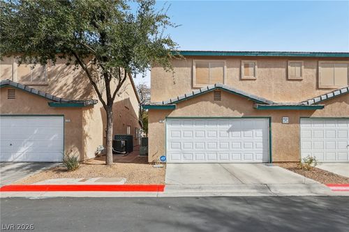 5240 Steinbrenner Ln, Las Vegas, NV, 89118-1392 | Card Image