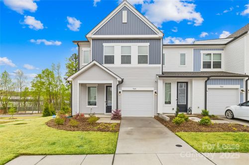 7068 Matz Way, Charlotte, NC, 28269-4921 | Card Image