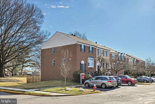 3154 Valentino Ct, OAKTON, VA, 22124-2836 | Card Image