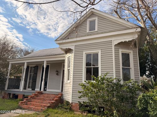 155 Duperier Ave, New Iberia, LA, 70563-2415 | Card Image