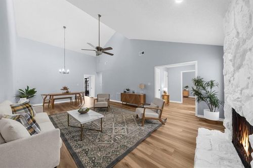 688 Serramonte Dr, Marietta, GA, 30068-4642 | Card Image