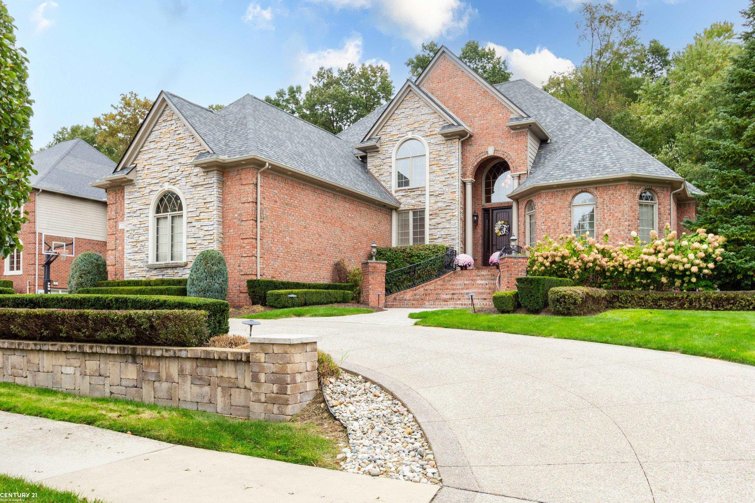 Barclay Dr, Washington, MI 48094
