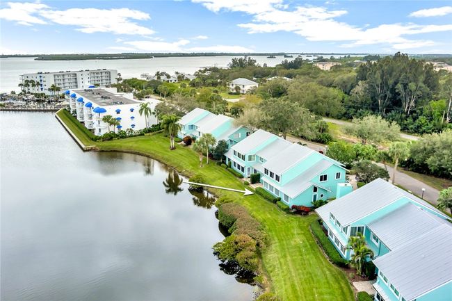 6304 - 6304 River Run Dr, House attached with 2 bedrooms, 2 bathrooms and null parking in Sebastian FL | Image 20