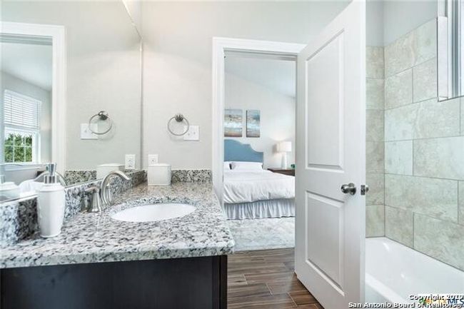 UNIT-11 - 3067 View Ridge Dr, Condo with 2 bedrooms, 2 bathrooms and 2 parking in Spring Branch TX | Image 10