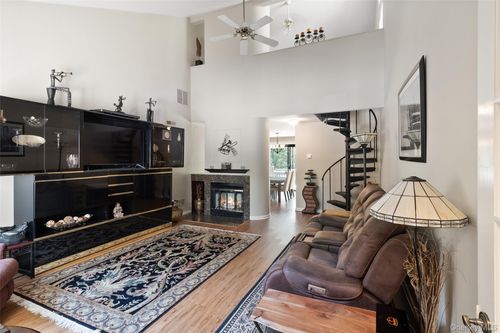 183 Laurel Rdg, South Salem, NY, 10590-2408 | Card Image